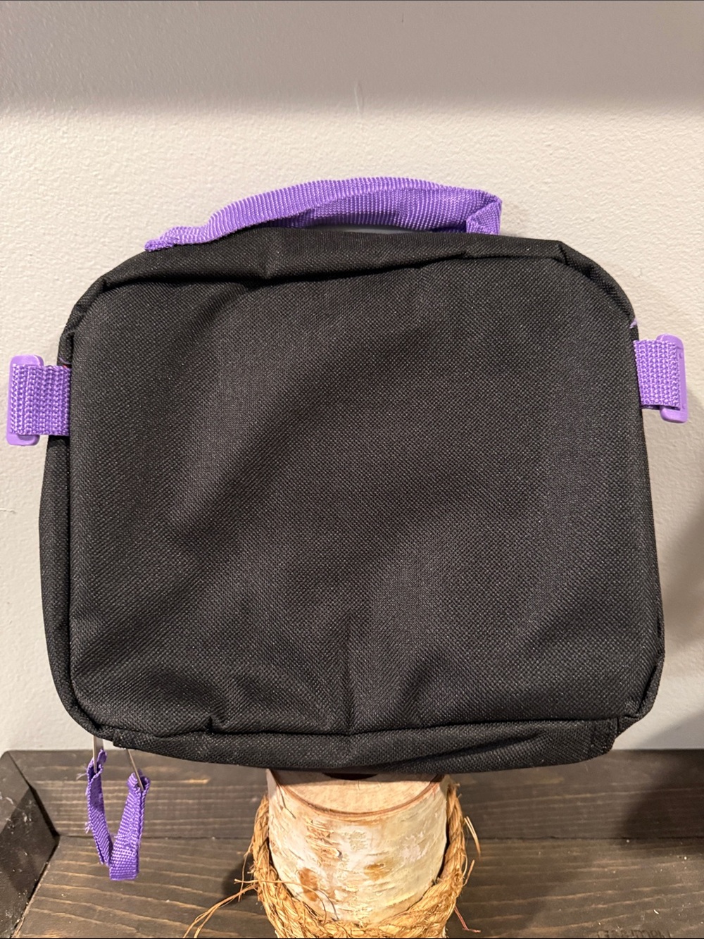 Netflix Purple and Black Huntrix Lunch Bag with Matching Water Bottle - Picture 5 of 6